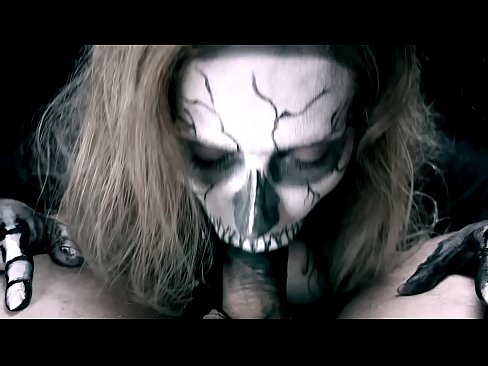 ❤️ ສາວ Demon ດູດ cock ກັບປາກສີດໍາຂອງນາງແລະກືນ cum. ️ ວິດີໂອເພັນ ທີ່ lo.it-com.top ☑